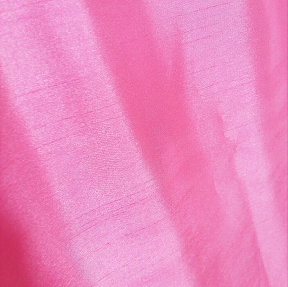 Pink dress in size small / medium - Picture 4 of 7